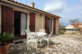 Large House With Swimming Pool