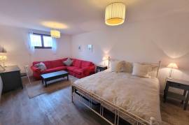 Large House With Swimming Pool