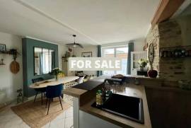 Charming Town House in Historic Location