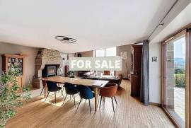 Detached Country House with Open Views