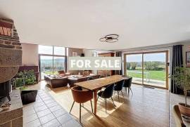 Detached Country House with Open Views