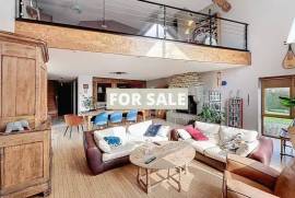 Detached Country House with Open Views