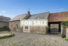Detached Country House with Outbuildings