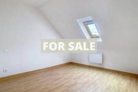 Detached Country House with Outbuildings