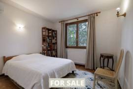 Detached Country House with Mature Gardens