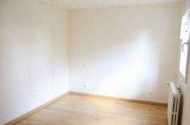 Detached Country House with Landscaped Garden