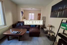 Town House with Garden in Good Order