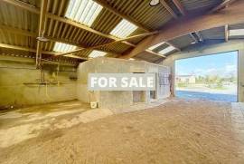 Equestrian Property on 19 Hectares of Land
