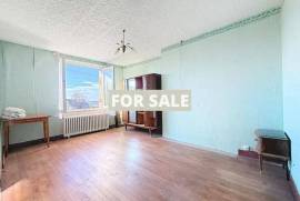 Detached Country House with Outbuildings and Open Views