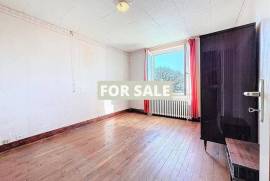 Detached Country House with Outbuildings and Open Views