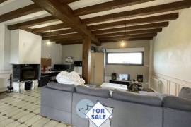 Detached Country House with Outbuildings