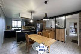 Detached Country House with Outbuildings