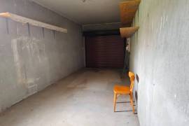 Single Storey Villa With Garden