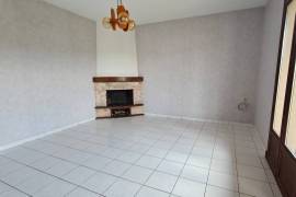 Single Storey Villa With Garden