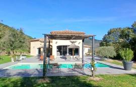 Superb High-end Single Storey Villa And Independent Guest Cottage