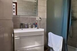 Charming Single Storey Villa With Swimming Pool