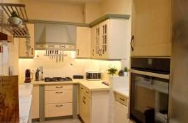 Beautiful Town House Full Of Character