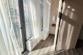 Commercial Premises With Shop Window