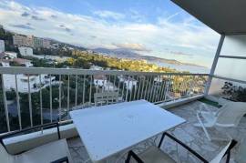 Apartment with Balconies and Sea View