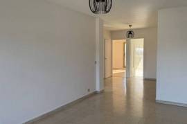 Apartment with Balconies and Sea View