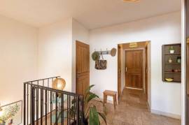 Stunning Detached House with Swimming Pool Stunning Detached House with Swimming Pool
