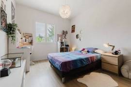 Stunning Detached House with Swimming Pool Stunning Detached House with Swimming Pool