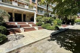 Lovely Apartment in Delightful Building