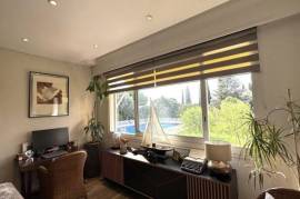 Beautiful Apartment with Outside Space