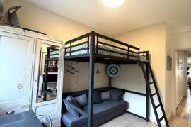 Beautiful Apartment with Outside Space