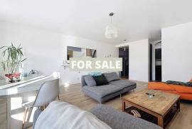 Town House in Good Order in Coastal Resort