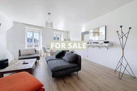 Town House in Good Order in Coastal Resort