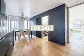 Town House in Good Order in Coastal Resort