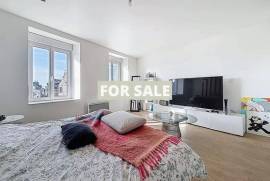 Town House in Good Order in Coastal Resort