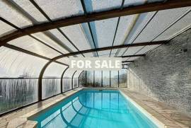 Detached Villa with Swimming Pool and Sea View