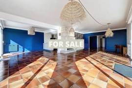 Detached Villa with Swimming Pool and Sea View