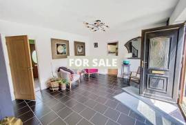 Detached Country House with Open Views