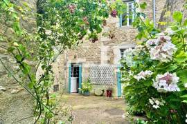 Town House with Delightful Interiors