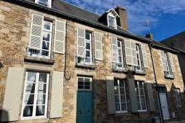 Town House with Delightful Interiors