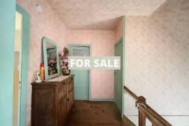 Detached Country House with Outbuildings Detached Country House with Outbuildings