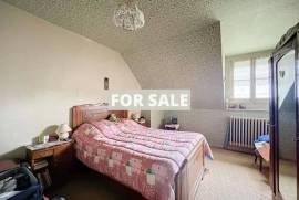 Detached Country House with Outbuildings Detached Country House with Outbuildings