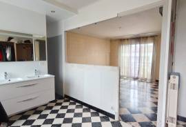 Town House with Nice Accommodation