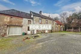 Former Farm House with Two Guest Gites