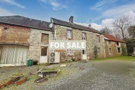 Former Farm House with Two Guest Gites