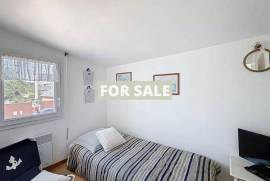 Detached House 50m from the Beech