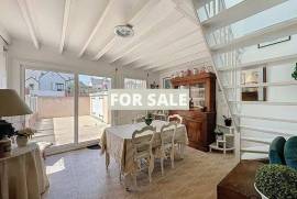 Detached House 50m from the Beech