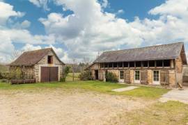 Detached Country House with Outbuildings