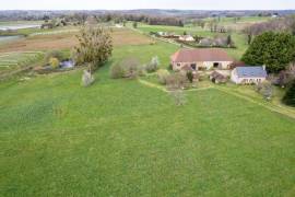 Detached Country House with Outbuildings