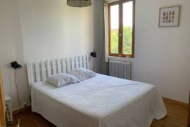 Magnificent House At The Foot Of The Ramparts With Garage