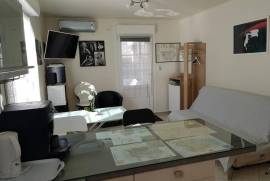 Villa With Garden, Swimming Pool And Independent Studio