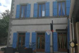 Manor House with Swimming Pool